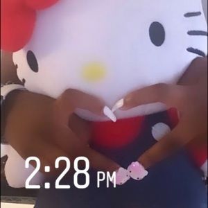 Meet your Posher, Yannaa